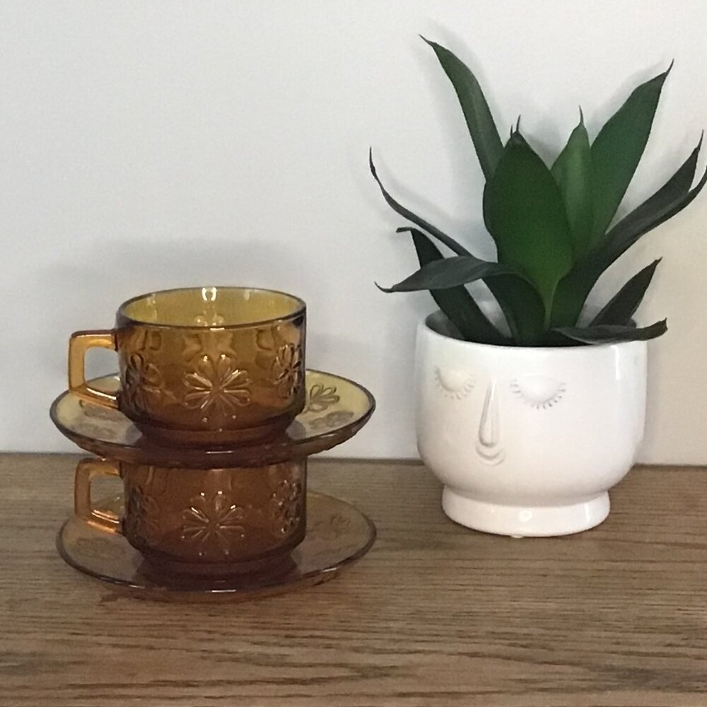 Two Amber Flower Glass  Coffee Mugs / Tea Cups  With Plates / Saucers